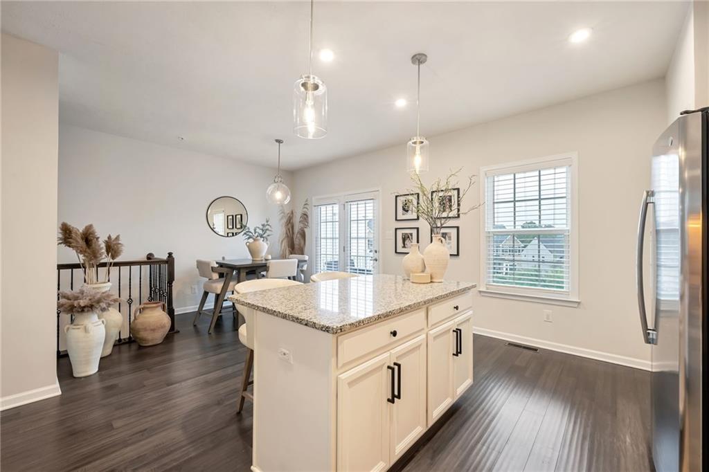 117 Cole Drive McKees Rocks, PA 15136 - Photo 6 of 28 Gallery Image 6