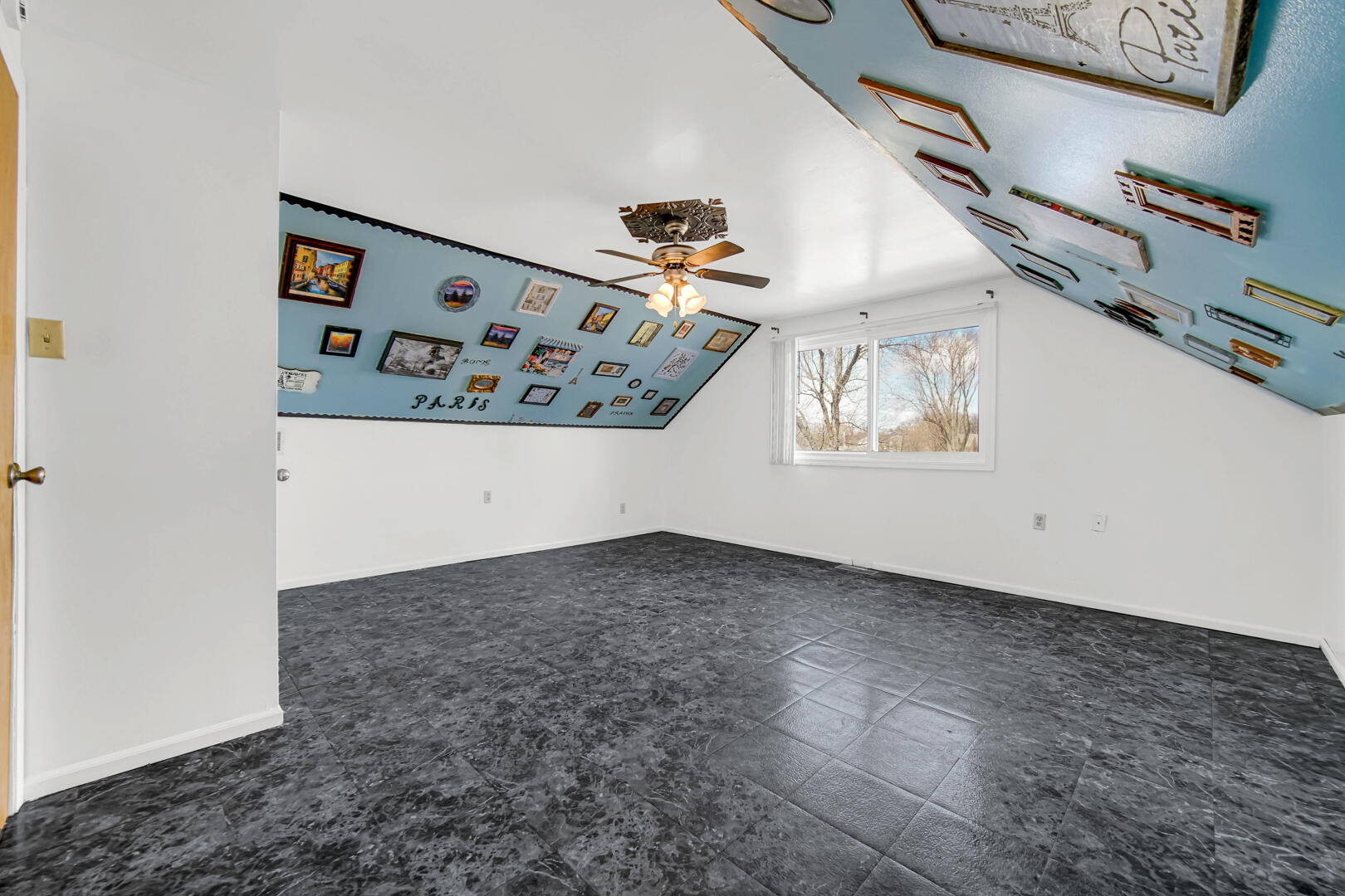 769-1 Juniper Road Valparaiso, IN 46385 - Photo 19 of 20 an entryway in a room