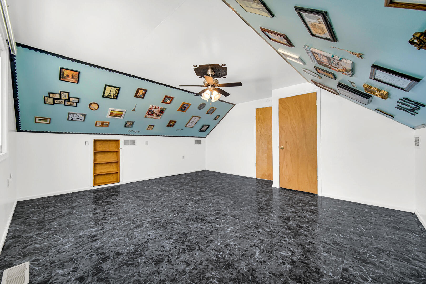 769-1 Juniper Road Valparaiso, IN 46385 - Photo 20 of 20 a view of an entryway