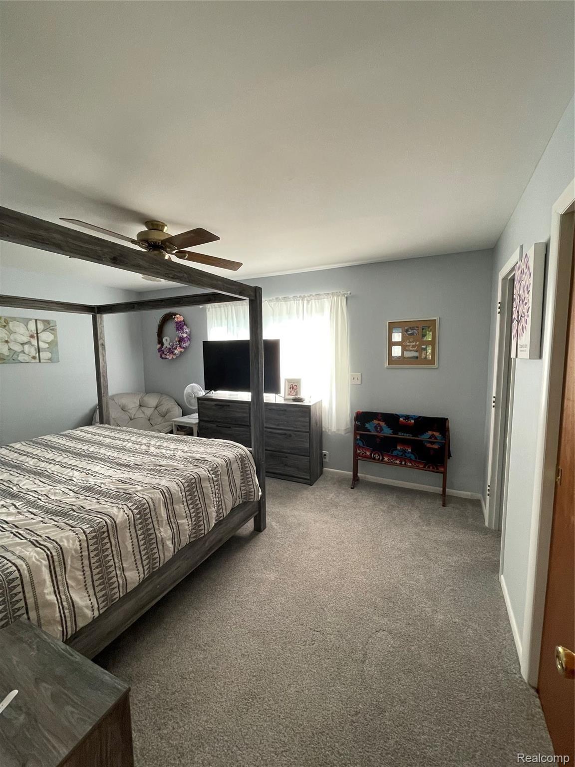 12154 Jennings Road Linden, MI 48451 - Photo 13 of 23 IMG_0496.jpg