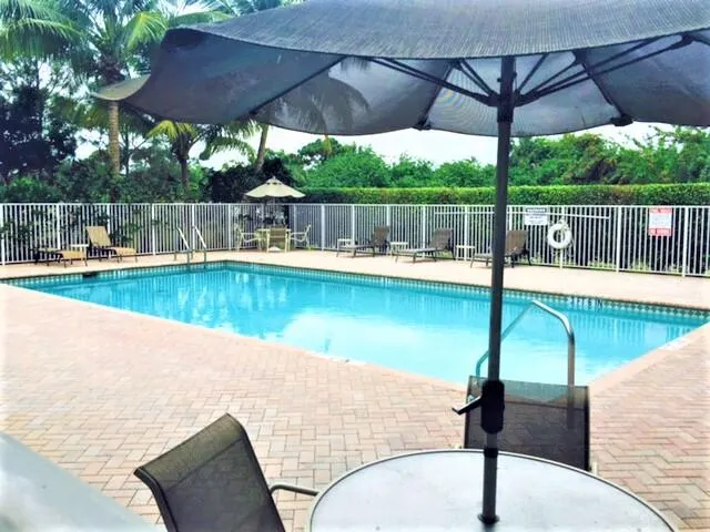 $3,900 | 909 Northwest 18th Avenue, Boca Raton, FL 33431