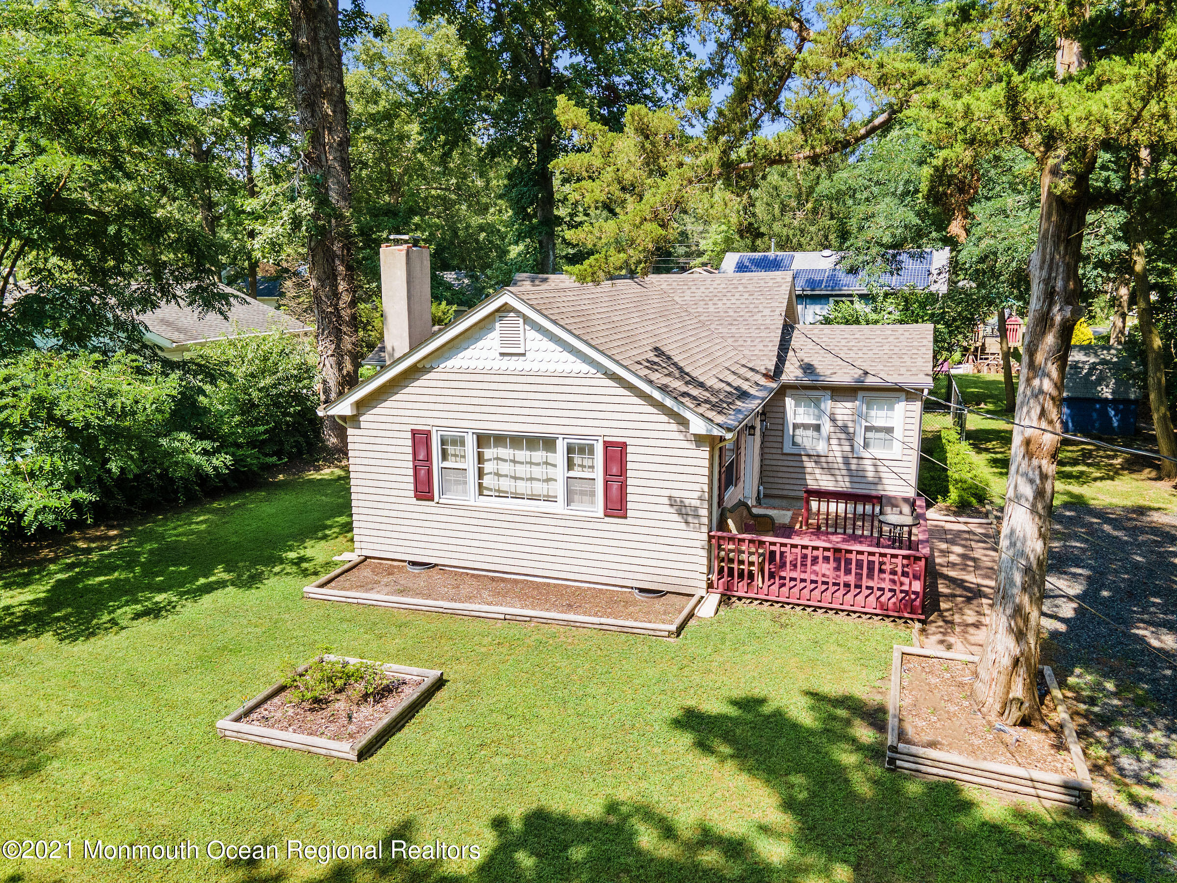 71 Oak Knoll Road Waretown, NJ 08758 - Photo 3 of 31 FrontAerial