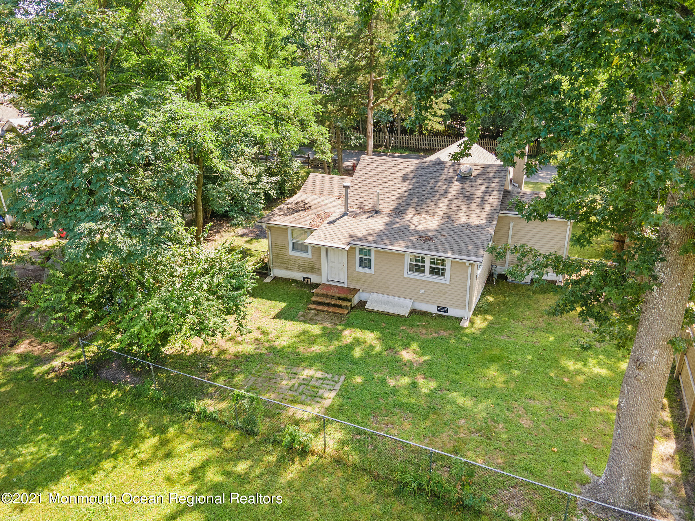 71 Oak Knoll Road Waretown, NJ 08758 - Photo 23 of 31 RearAerial1