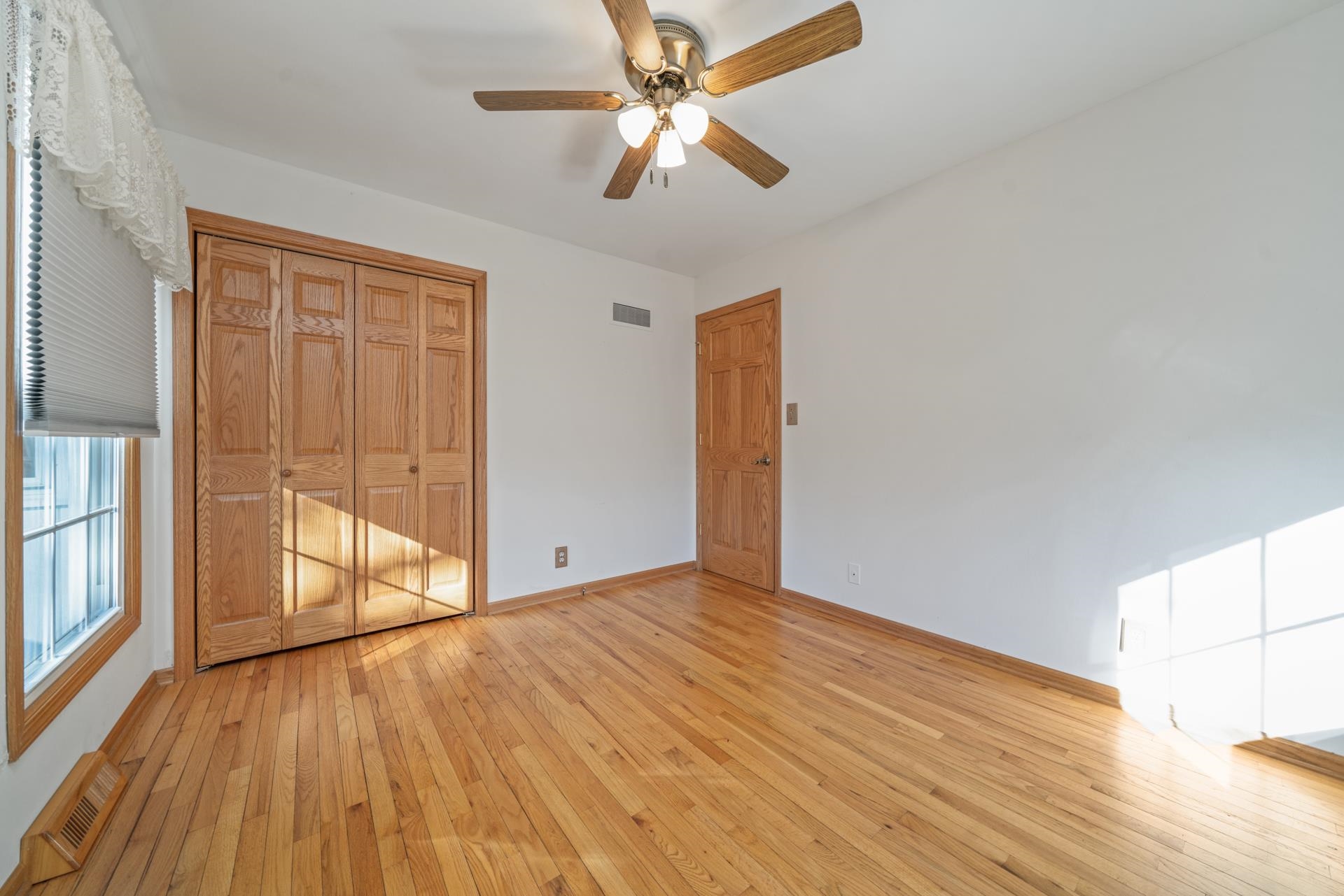 6572 North Deer Path Road Oregon, IL 61061 - Photo 14 of 35 Gallery Image 14