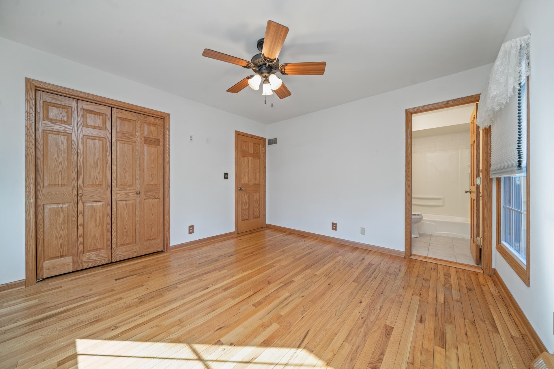 6572 North Deer Path Road Oregon, IL 61061 - Photo 16 of 35 Gallery Image 16
