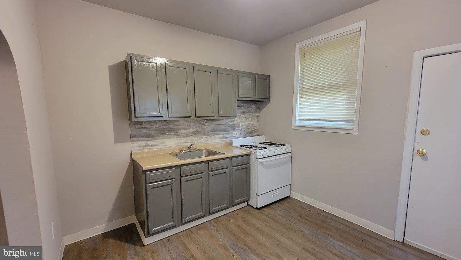 5431 Malcolm Street Philadelphia, PA 19143 - Photo 6 of 26