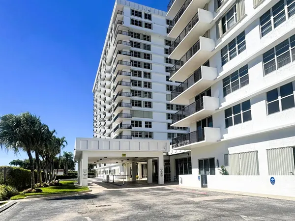 $3,500 | 2121 North Ocean Boulevard, Unit 609W, Boca Raton, FL 33431