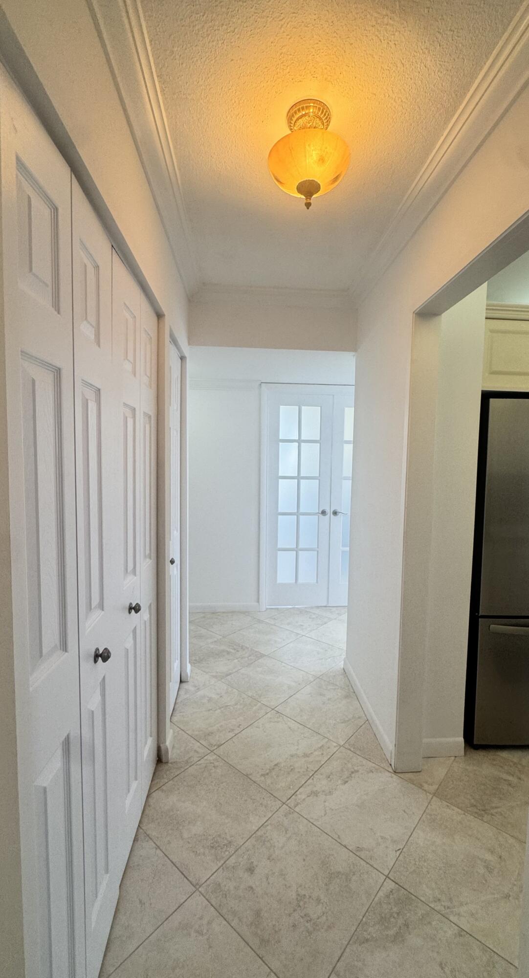 2121 North Ocean Boulevard, Unit 609W Boca Raton, FL 33431 - Photo 3 of 32 The Entryway