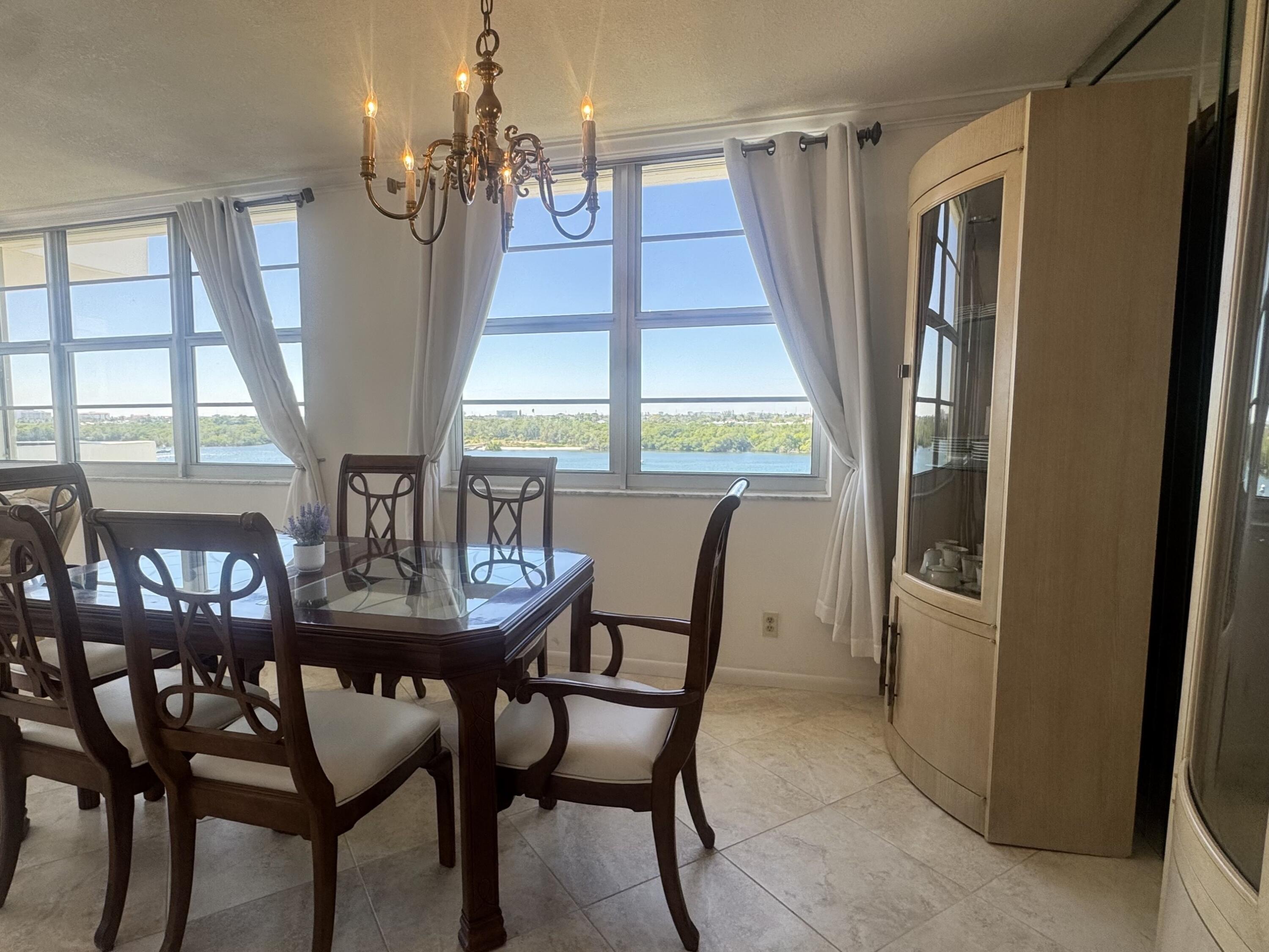 2121 North Ocean Boulevard, Unit 609W Boca Raton, FL 33431 - Photo 5 of 32 The Dining Area