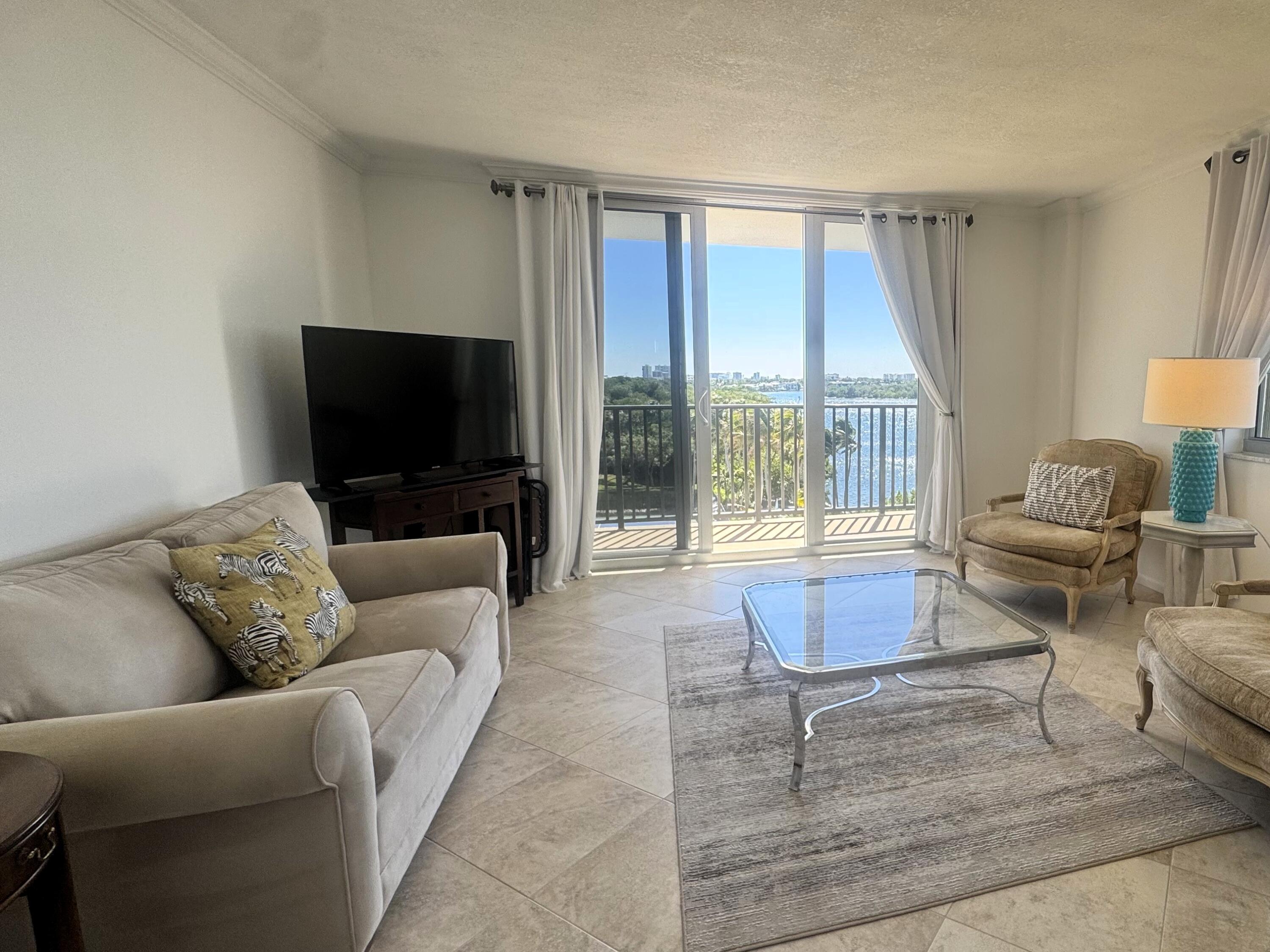 2121 North Ocean Boulevard, Unit 609W Boca Raton, FL 33431 - Photo 7 of 32 Living Room