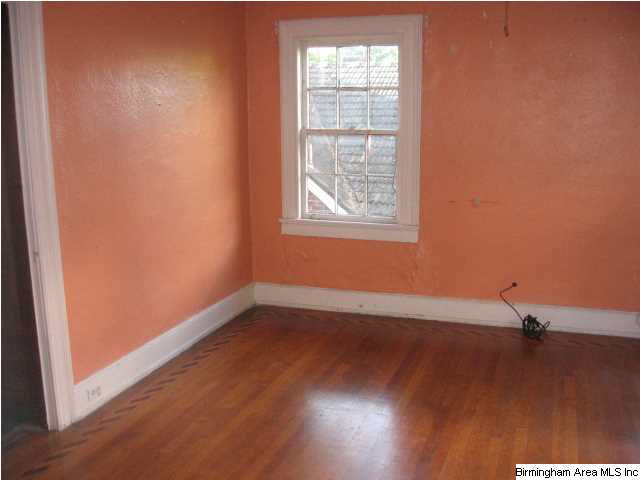 824 1st Street Southwest Birmingham, AL 35211 - Photo 6 of 11