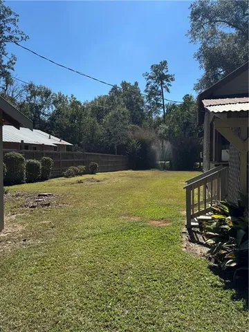 $1,700 | 22315 Highway 36, Unit MAIN, Abita Springs, LA 70420