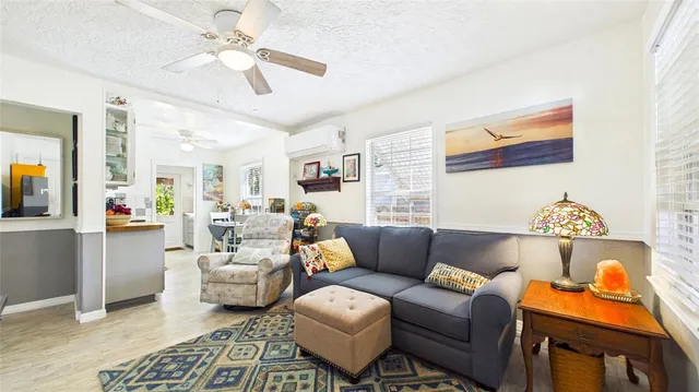 $275,000 | 5129 17th Avenue South, Gulfport, FL 33707