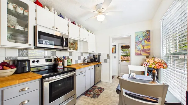 $275,000 | 5129 17th Avenue South, Gulfport, FL 33707