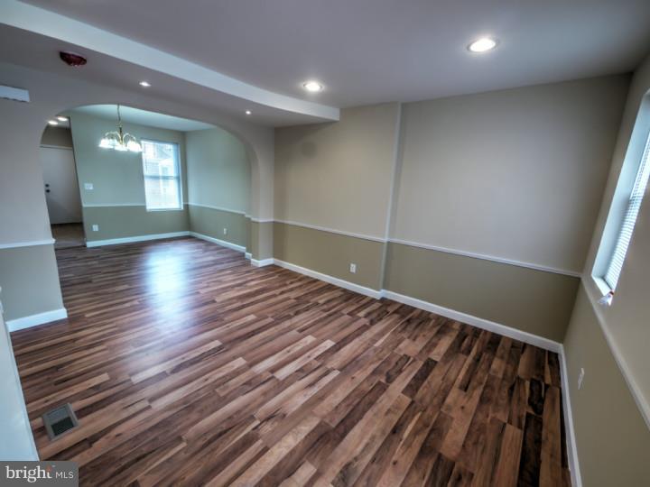 7333 Sommers Road Philadelphia, PA 19138 - Photo 3 of 20 Gallery Image 3