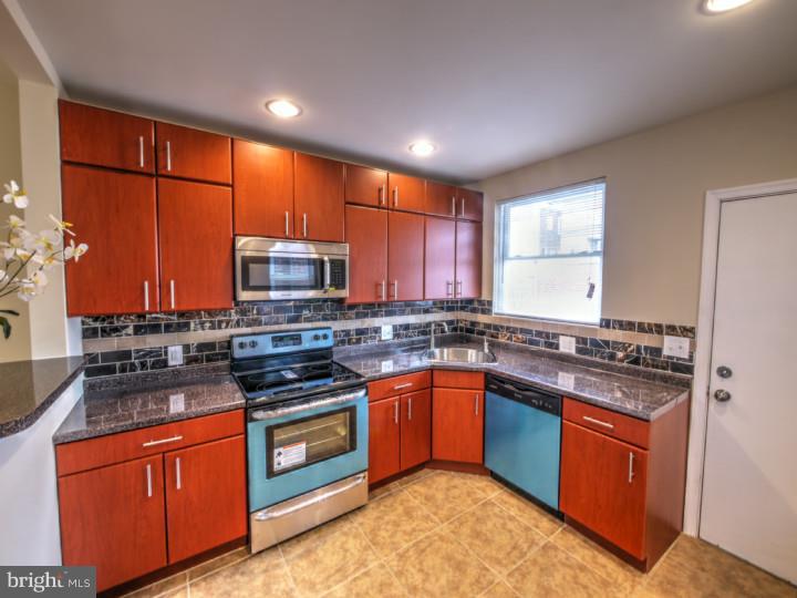 7333 Sommers Road Philadelphia, PA 19138 - Photo 8 of 20 Gallery Image 8