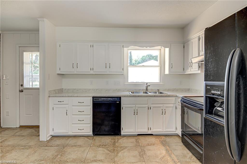 325 Old Mill Road High Point, NC 27265 - Photo 9 of 26 Gallery Image 9
