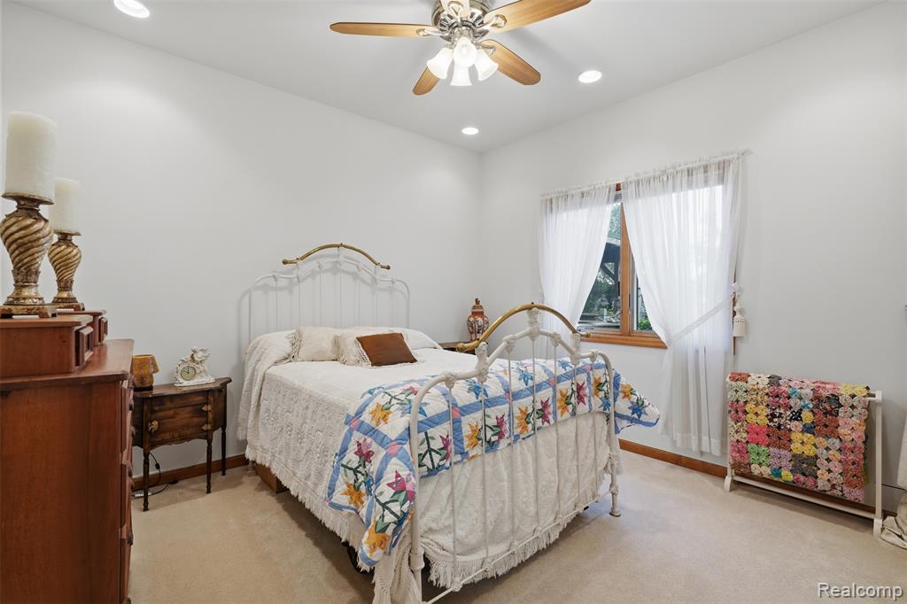 9210 Newburgh Road Livonia, MI 48150 - Photo 13 of 27