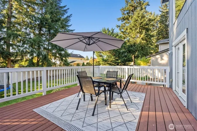 $599,900 | 9115 Vancouver Drive Northeast, Lacey, WA 98516