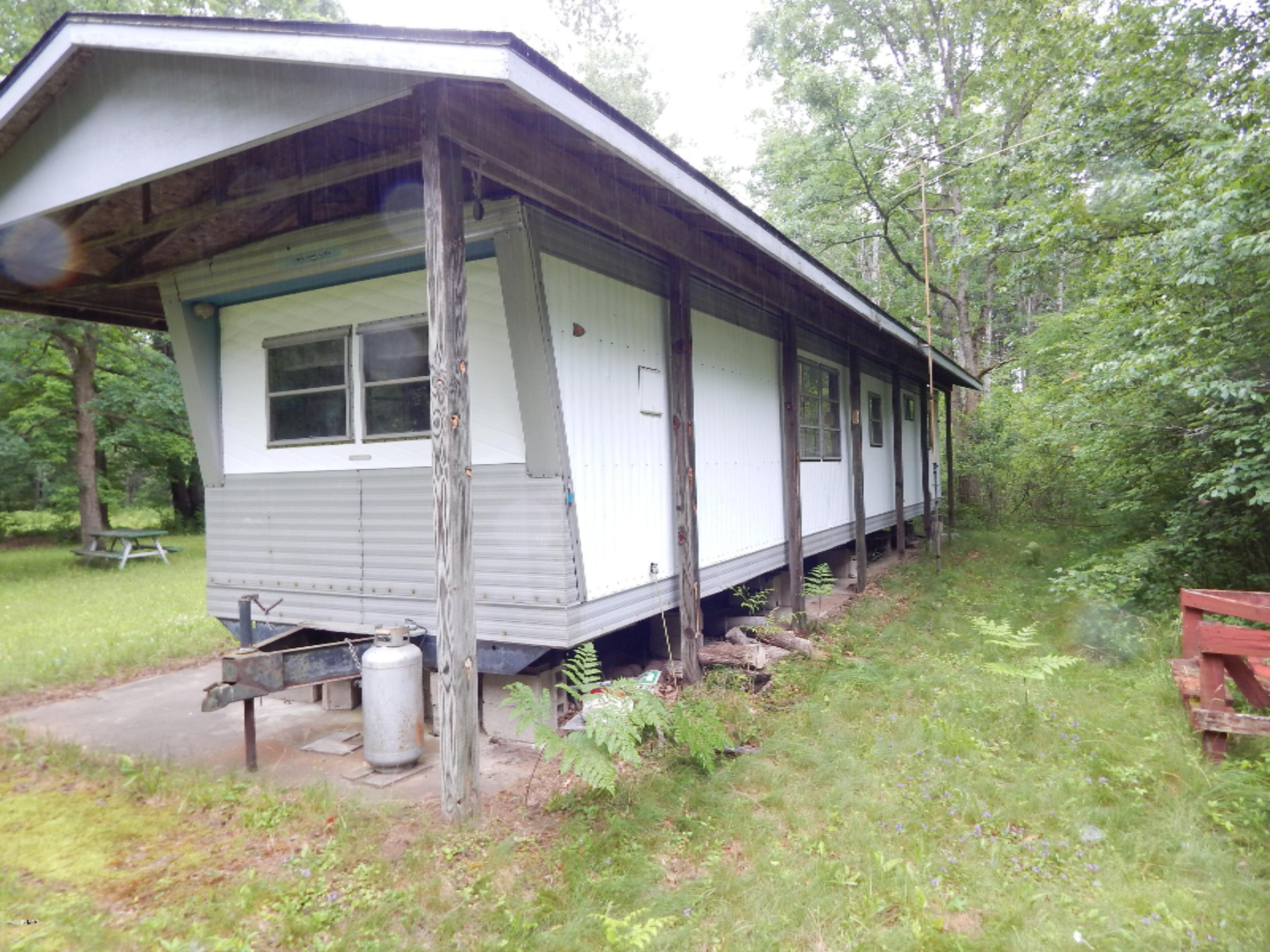 5663 North James Road Irons, MI 49644 - Photo 3 of 10 DSCN3566