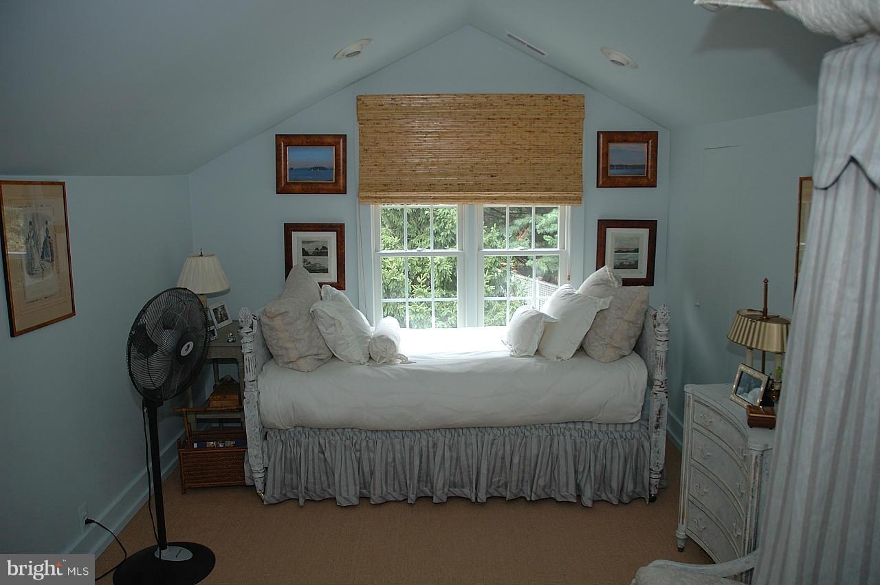 711 Springvale Road Great Falls, VA 22066 - Photo 23 of 30 Interior (General)