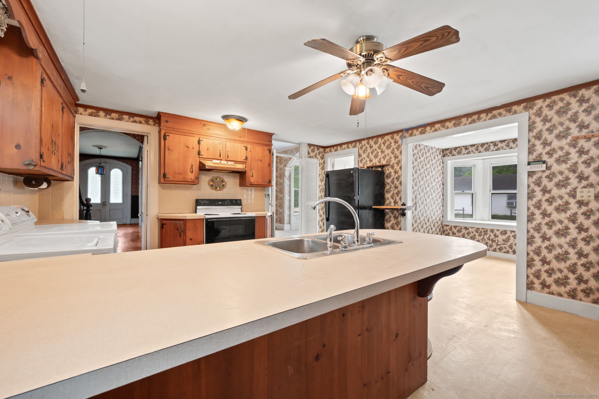 4 Main Street Windham, CT 06226 - Photo 11 of 40