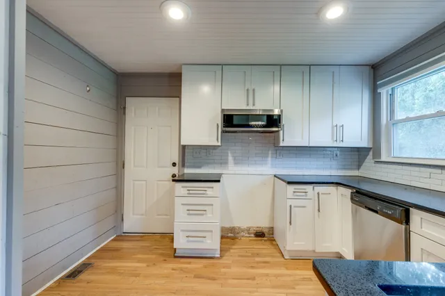 $5,700 | 2930 Primrose Circle, Nashville, TN 37212