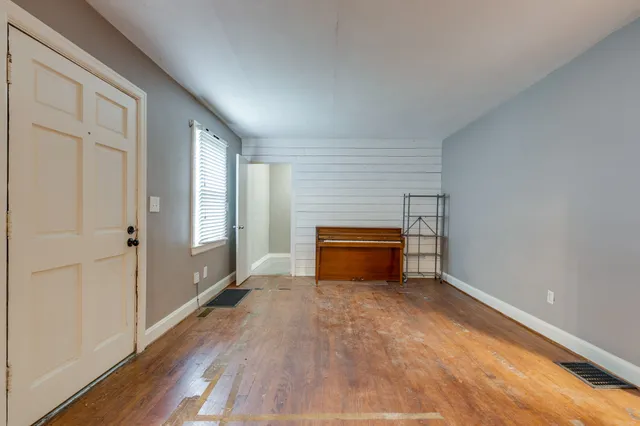 $5,700 | 2930 Primrose Circle, Nashville, TN 37212