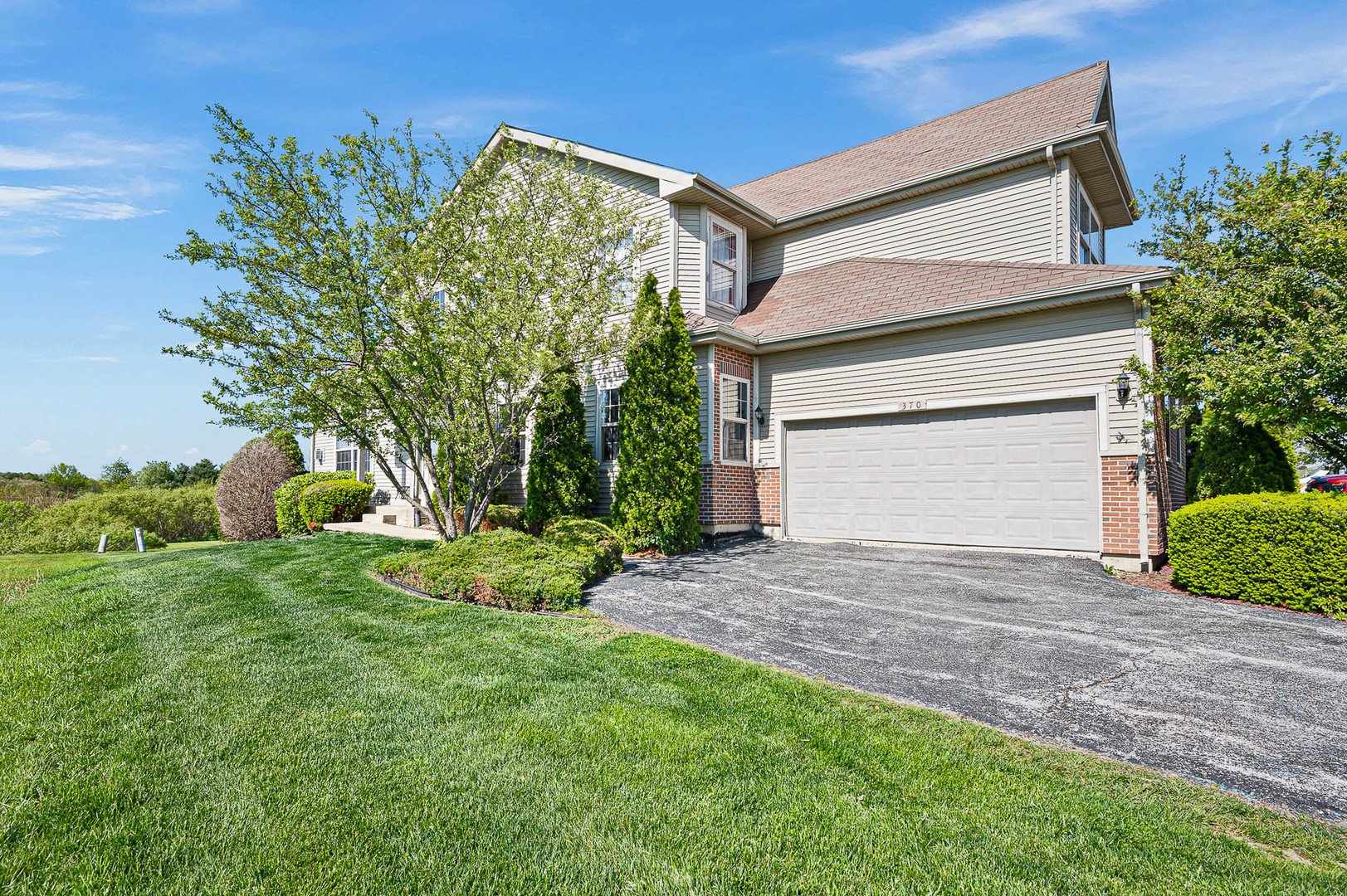 370 Sunset Boulevard Beecher, IL 60401 - Photo 1 of 24
