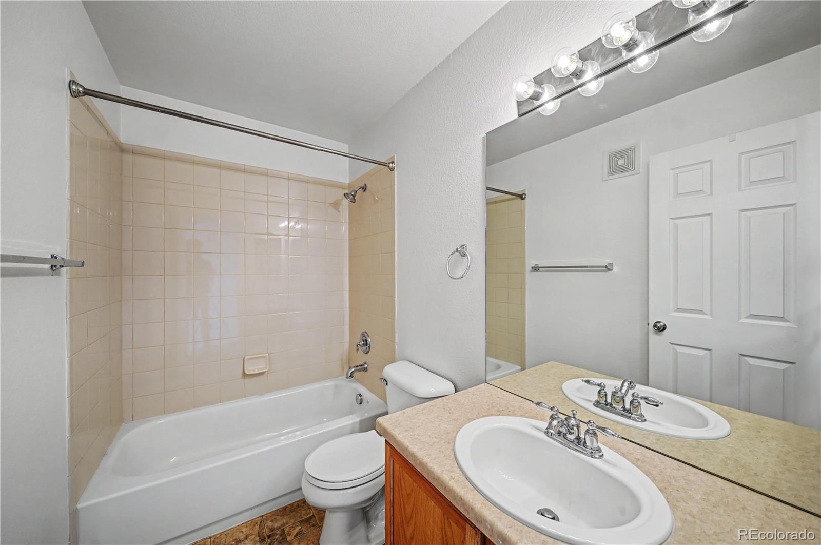 3963 Diamond Ridge View Colorado Springs, CO 80918 - Photo 15 of 19