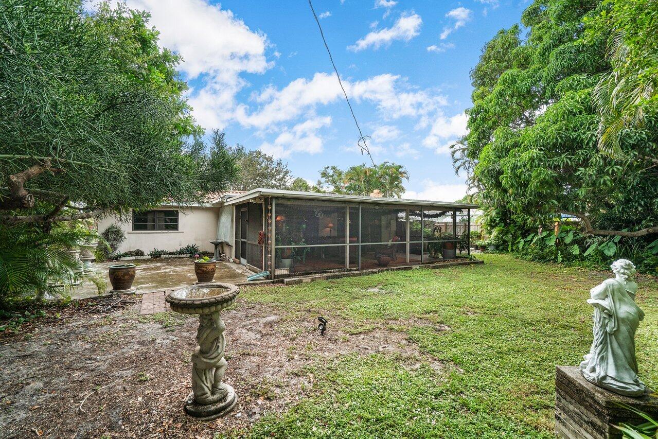 365 Northeast 28th Street Boca Raton, FL 33431 - Photo 28 of 35 030-365Northeast28thStreet-BocaRaton-FL-
