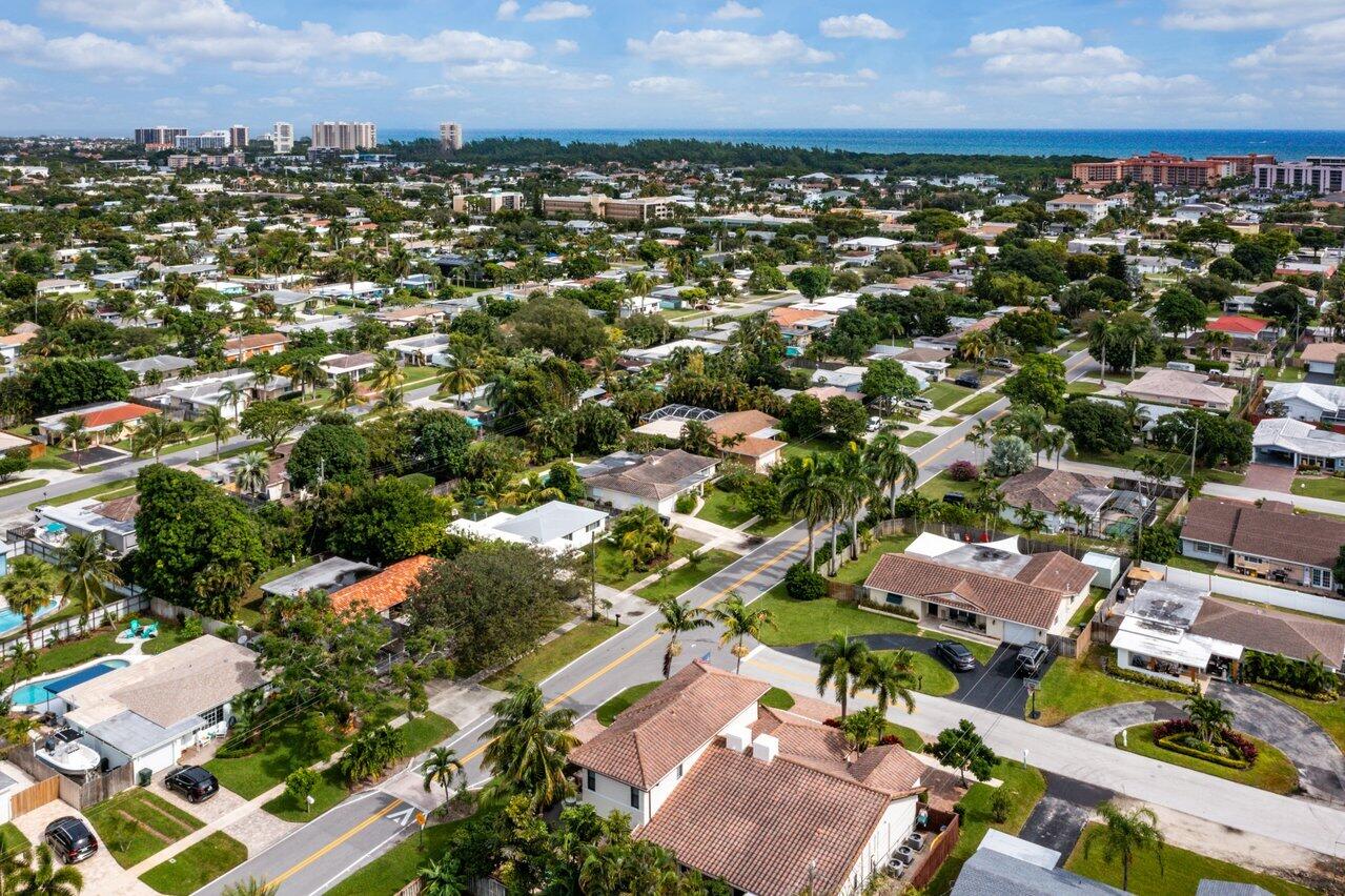 365 Northeast 28th Street Boca Raton, FL 33431 - Photo 32 of 35 1.5 miles to ocean
