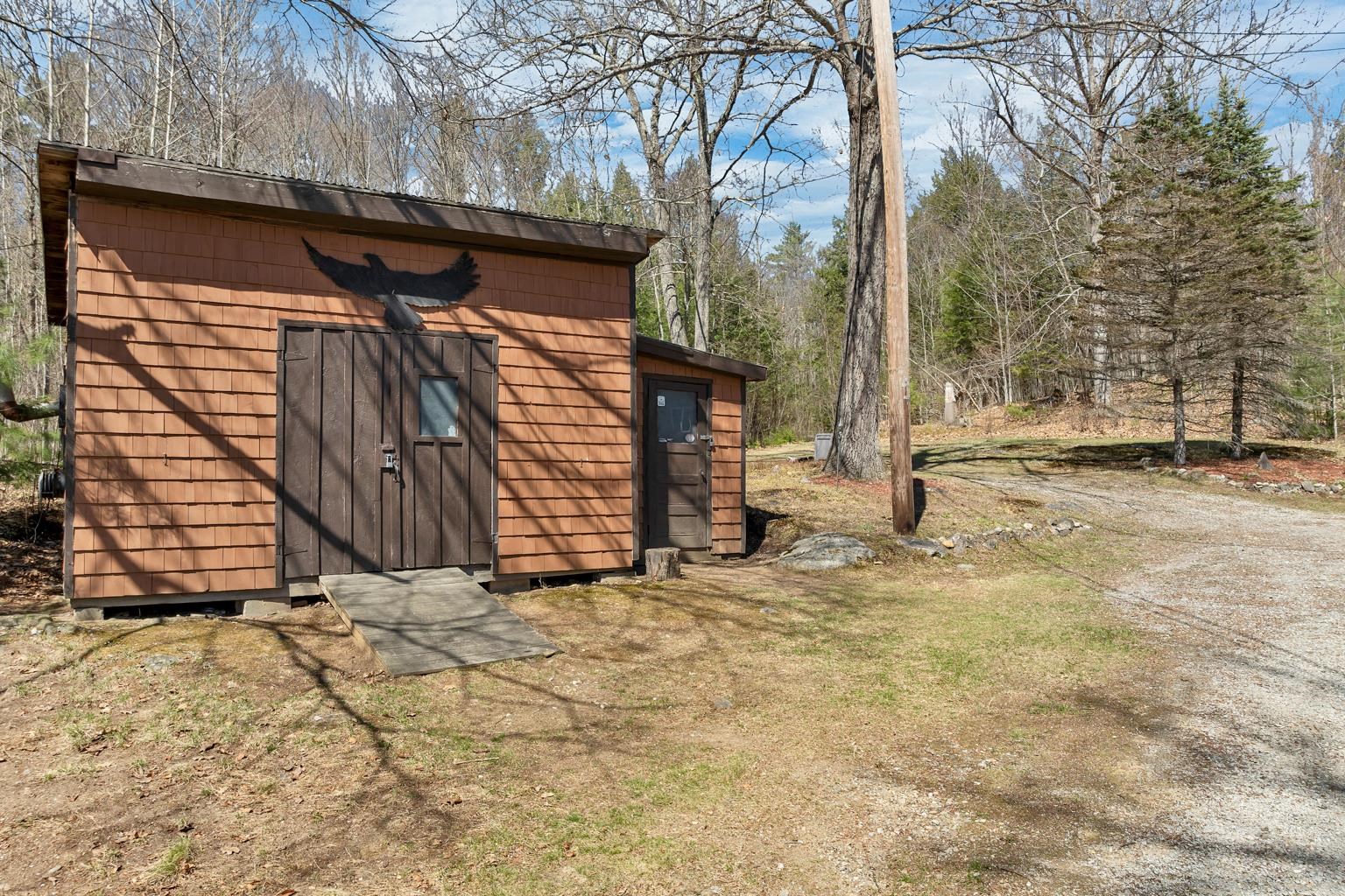 133 Thunder Road Franklin, NH 03235 - Photo 8 of 60 Gallery Image 8