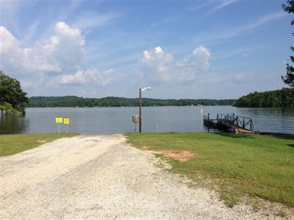 535 Swaneys Landing Road Seneca, SC 29678 - Photo 4 of 17 Gallery Image 4