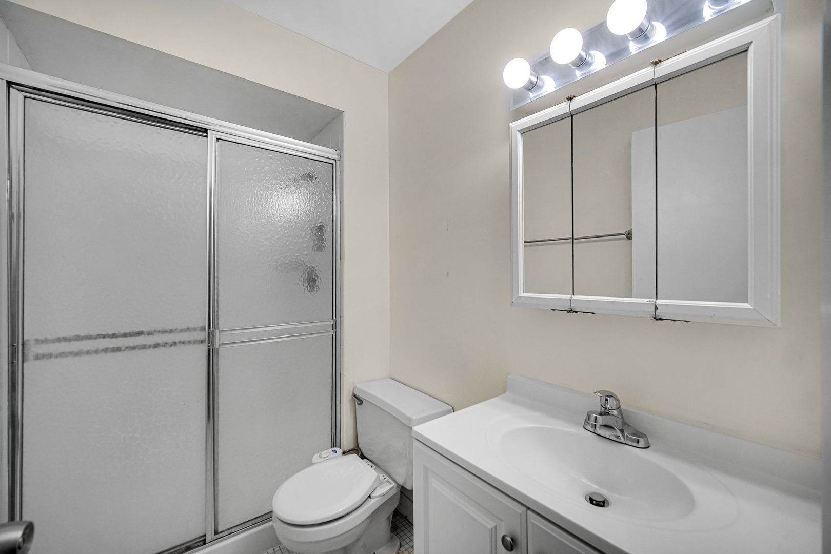1133 South Finley Road, Unit 310 Lombard, IL 60148 - Photo 14 of 22