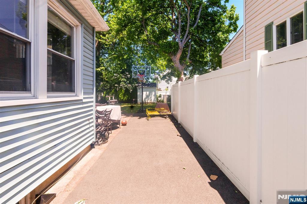 330 Simons Avenue Hackensack, NJ 07601 - Photo 8 of 39 Gallery Image 8