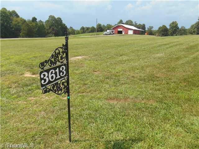 3613 Quaker Church Road Pinnacle, NC 27043 - Photo 14 of 16 Exterior Front.