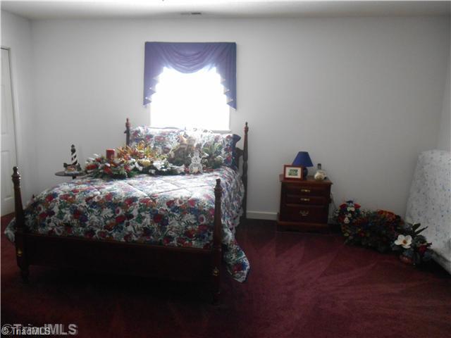 3613 Quaker Church Road Pinnacle, NC 27043 - Photo 8 of 16 2nd Bedroom.