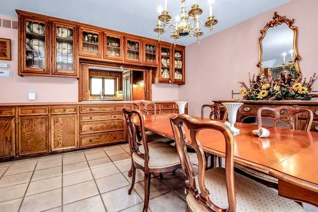 $1,120,000 | 11 Sandpiper Street, Wichita, KS 67230