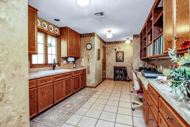 $1,120,000 | 11 Sandpiper Street, Wichita, KS 67230