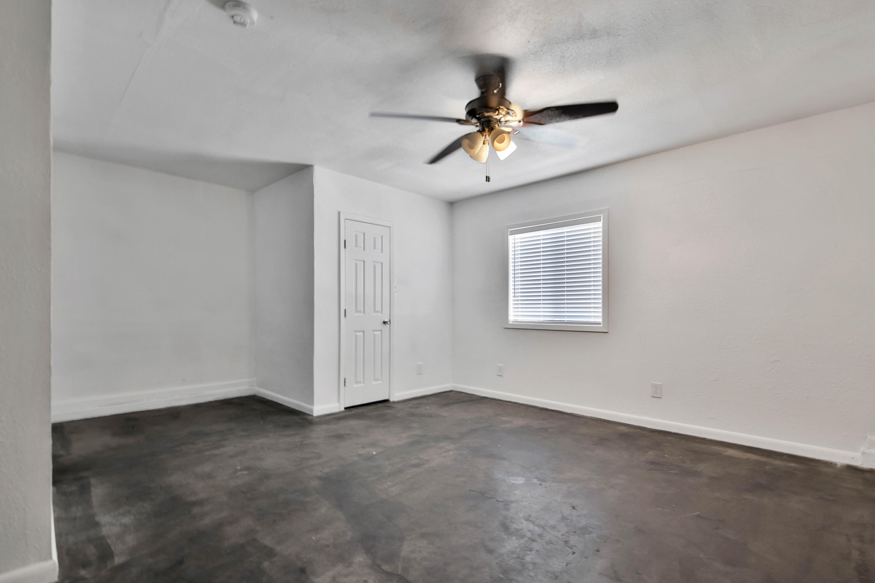 4317 31st Street Lubbock, TX 79410 - Photo 15 of 34 IMG_9838