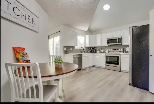 $2,950 | 2943 South Bend Drive, Dallas, TX 75229