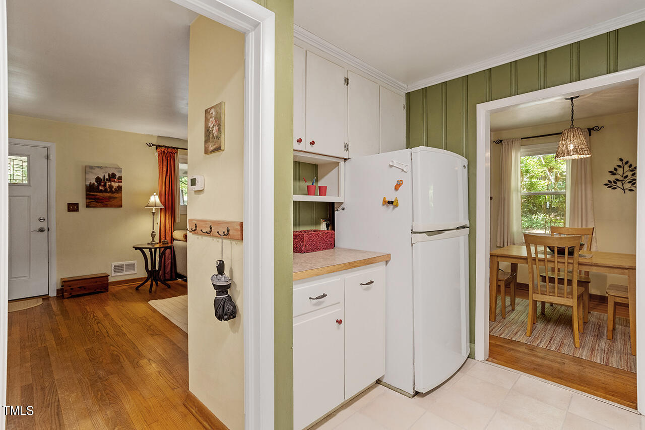 1314 Lorimer Road Raleigh, NC 27606 - Photo 13 of 30 1314 Lorimer Road_18