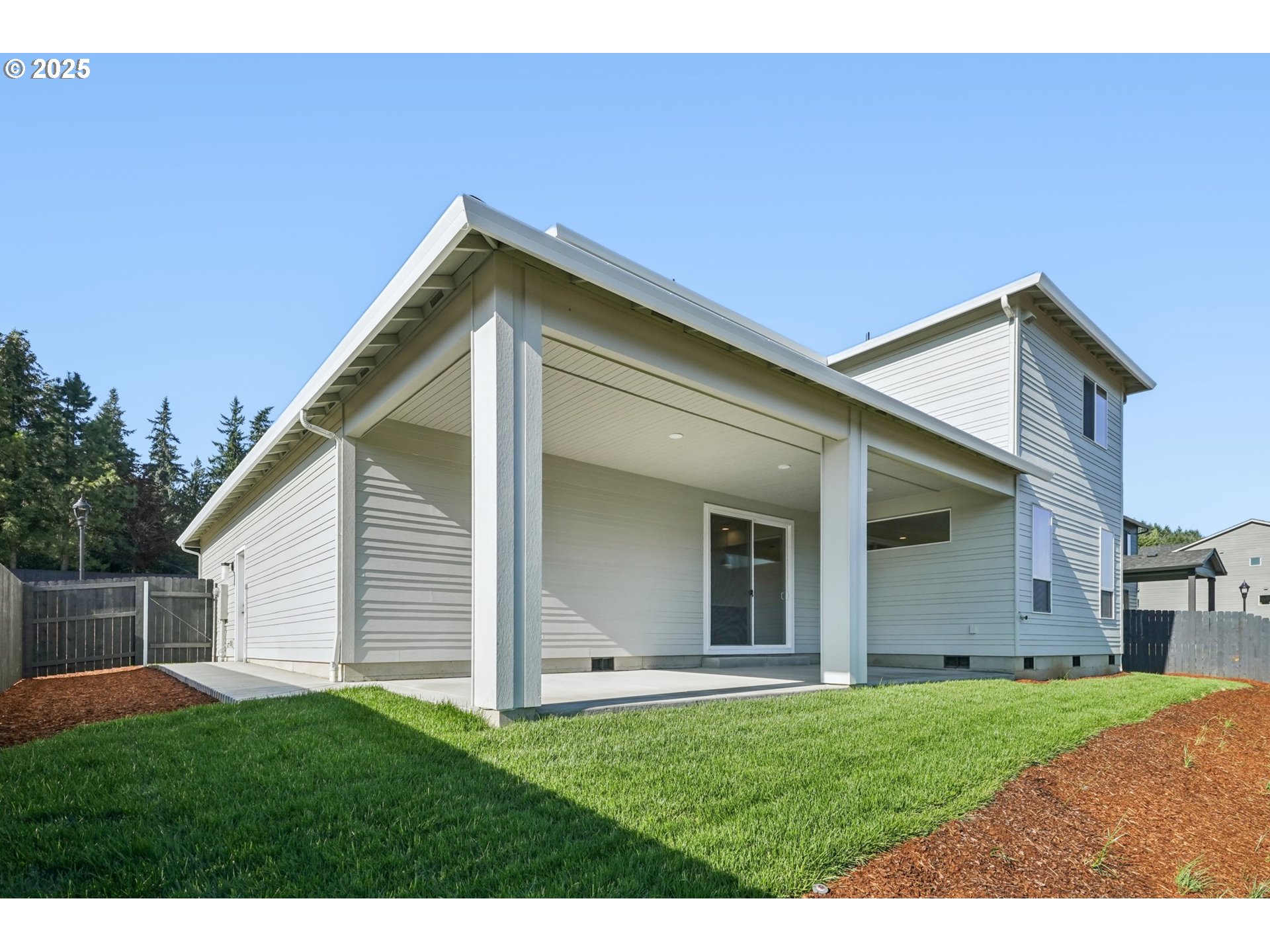 410 West 20th Way La Center, WA 98629 - Photo 41 of 43 a view of a house with backyard