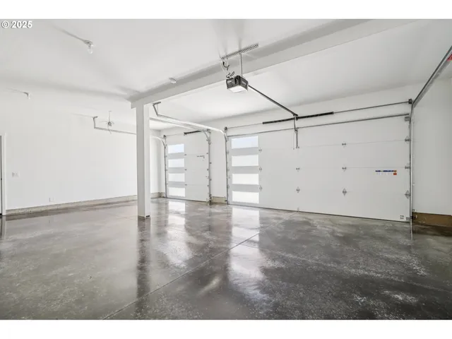 a view of a room with an empty space