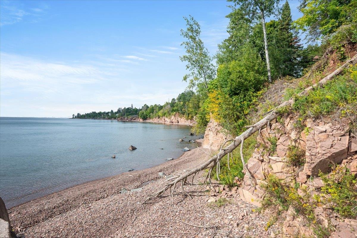 5130 London Road Duluth, MN 55804 - Photo 35 of 45 Water view