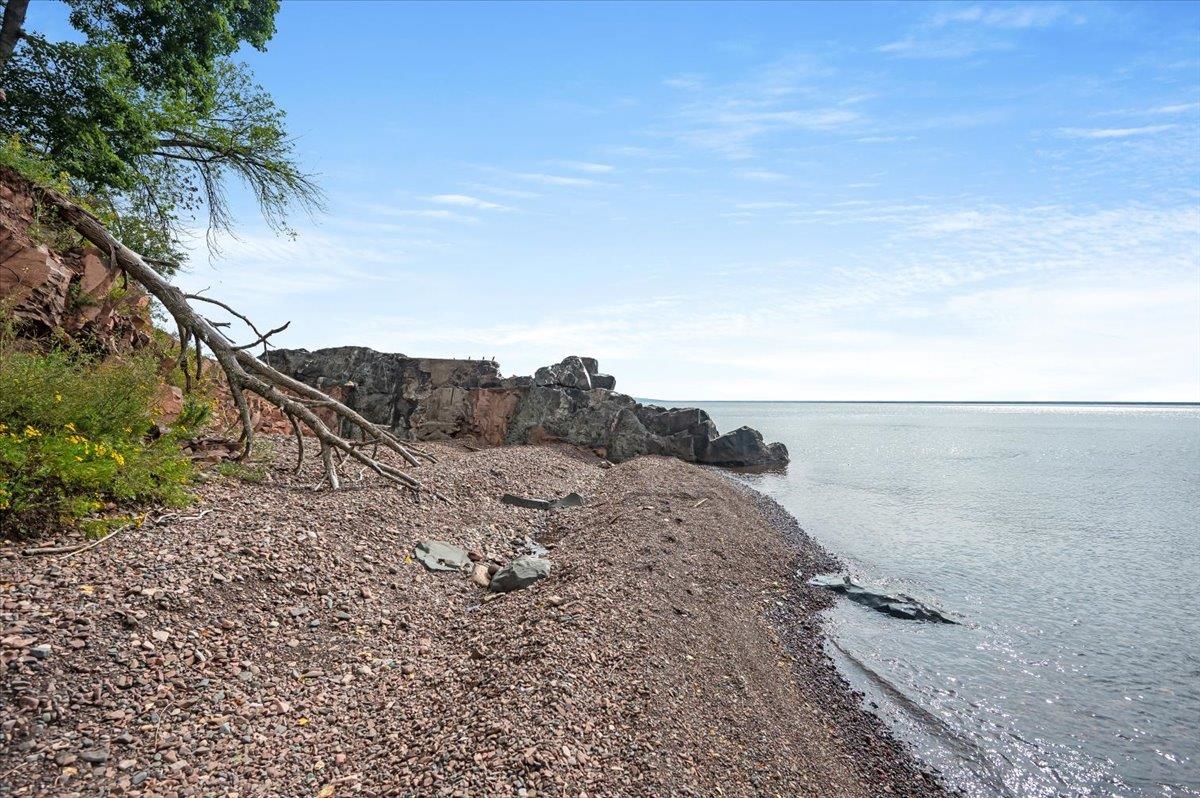 5130 London Road Duluth, MN 55804 - Photo 36 of 45 Water view