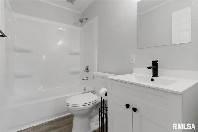 $109,900 | 104 Oliver Street, North Pekin, IL 61554