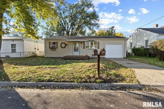 $109,900 | 104 Oliver Street, North Pekin, IL 61554