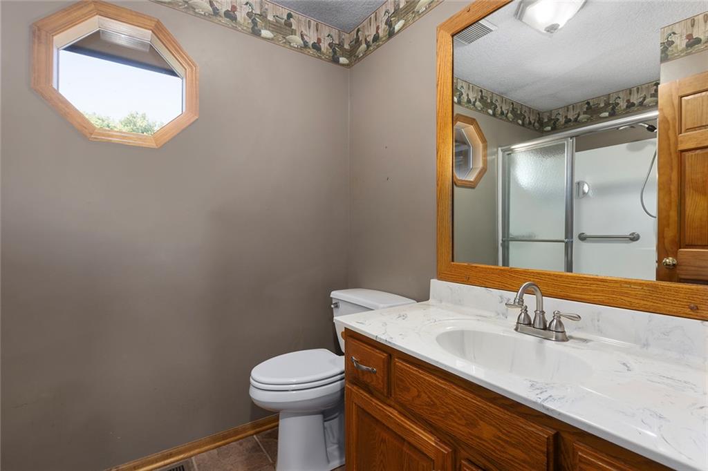 17618 Emerald View Drive Raymore, MO 64083 - Photo 39 of 67 Gallery Image 39